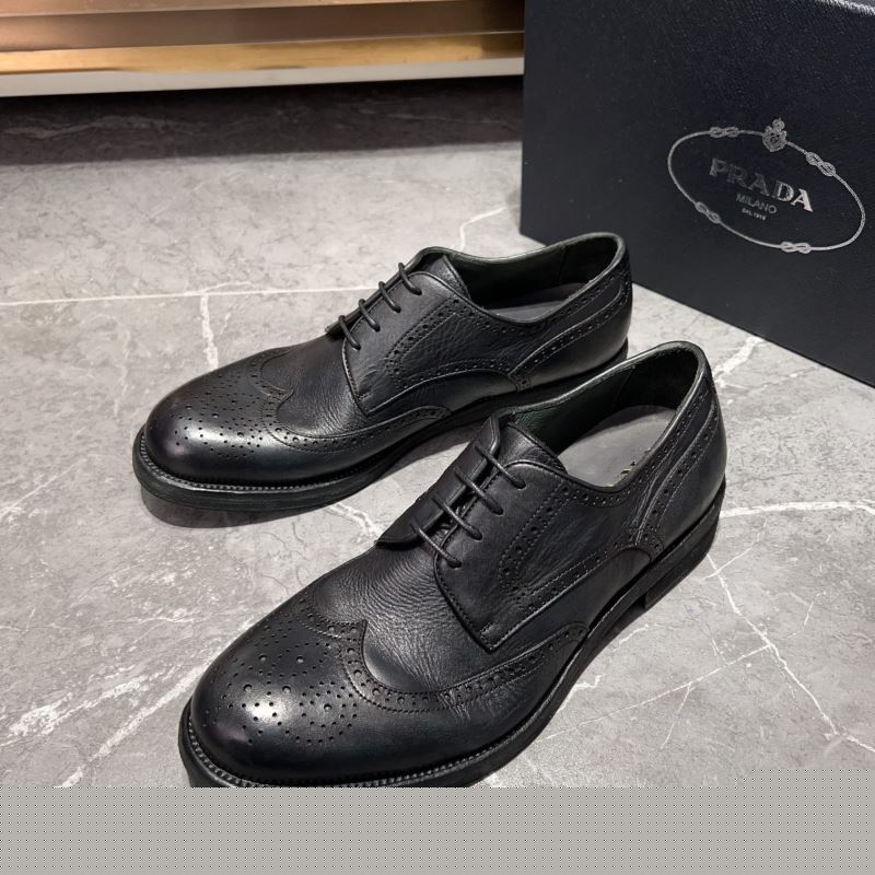 Pra*a leather shoes